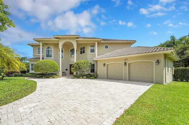 $4,499,000 | 11001 Southwest 75th Court, Pinecrest, FL 33156