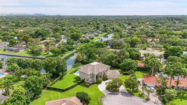 $4,499,000 | 11001 Southwest 75th Court, Pinecrest, FL 33156