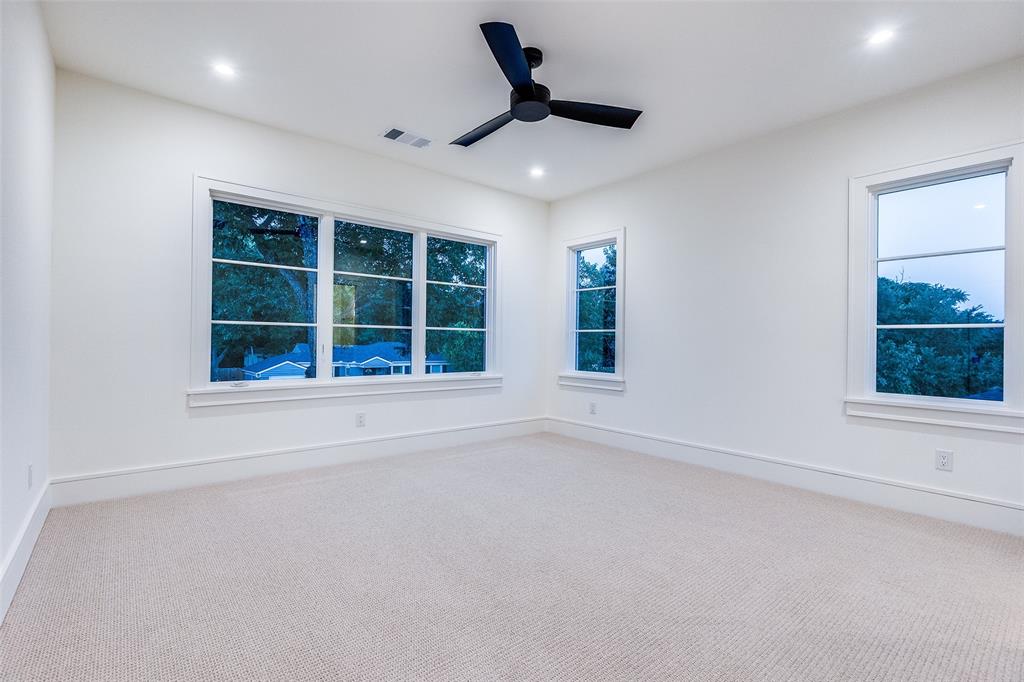 3935 Hawick Lane Dallas, TX 75220 - Photo 26 of 31