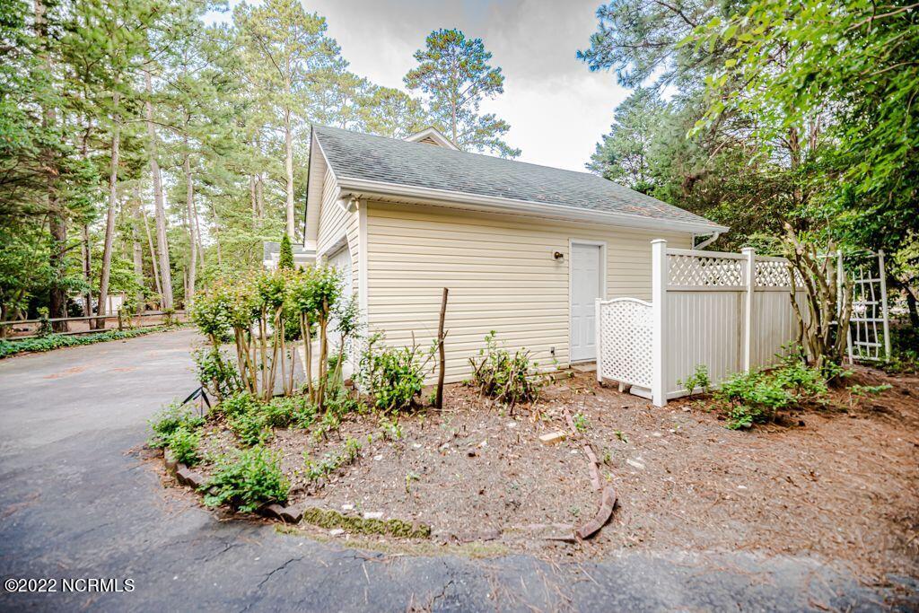 140 Lost Tree Road Pinehurst, NC 28374 - Photo 45 of 50 140 lt garag2