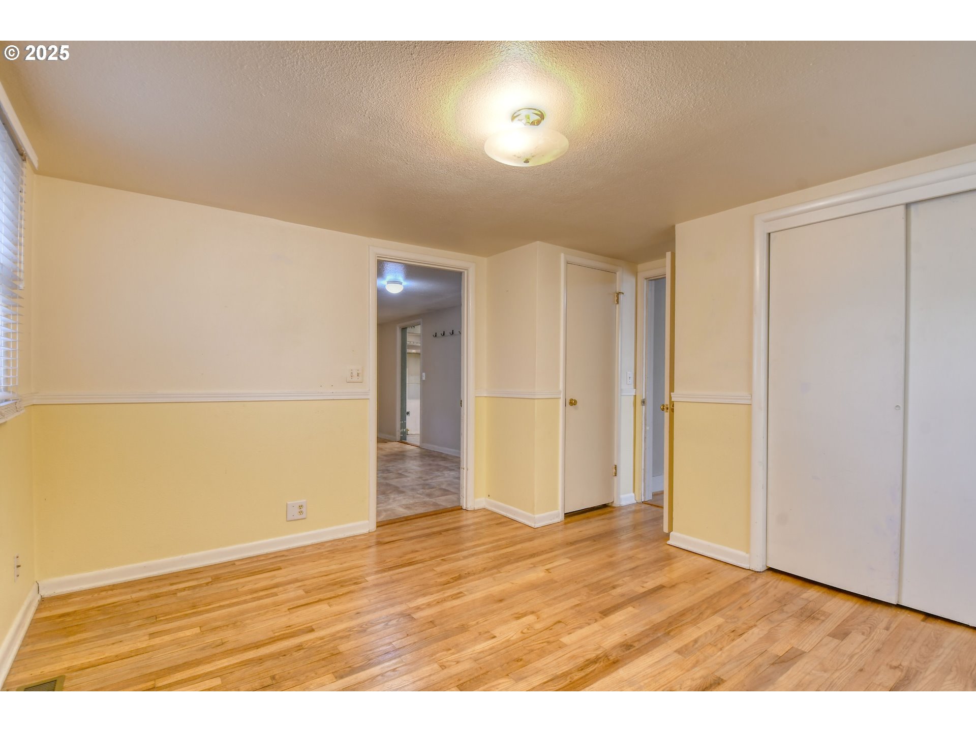 261 Southwest 2nd Street Pilot Rock, OR 97868 - Photo 15 of 45 a view of an empty room