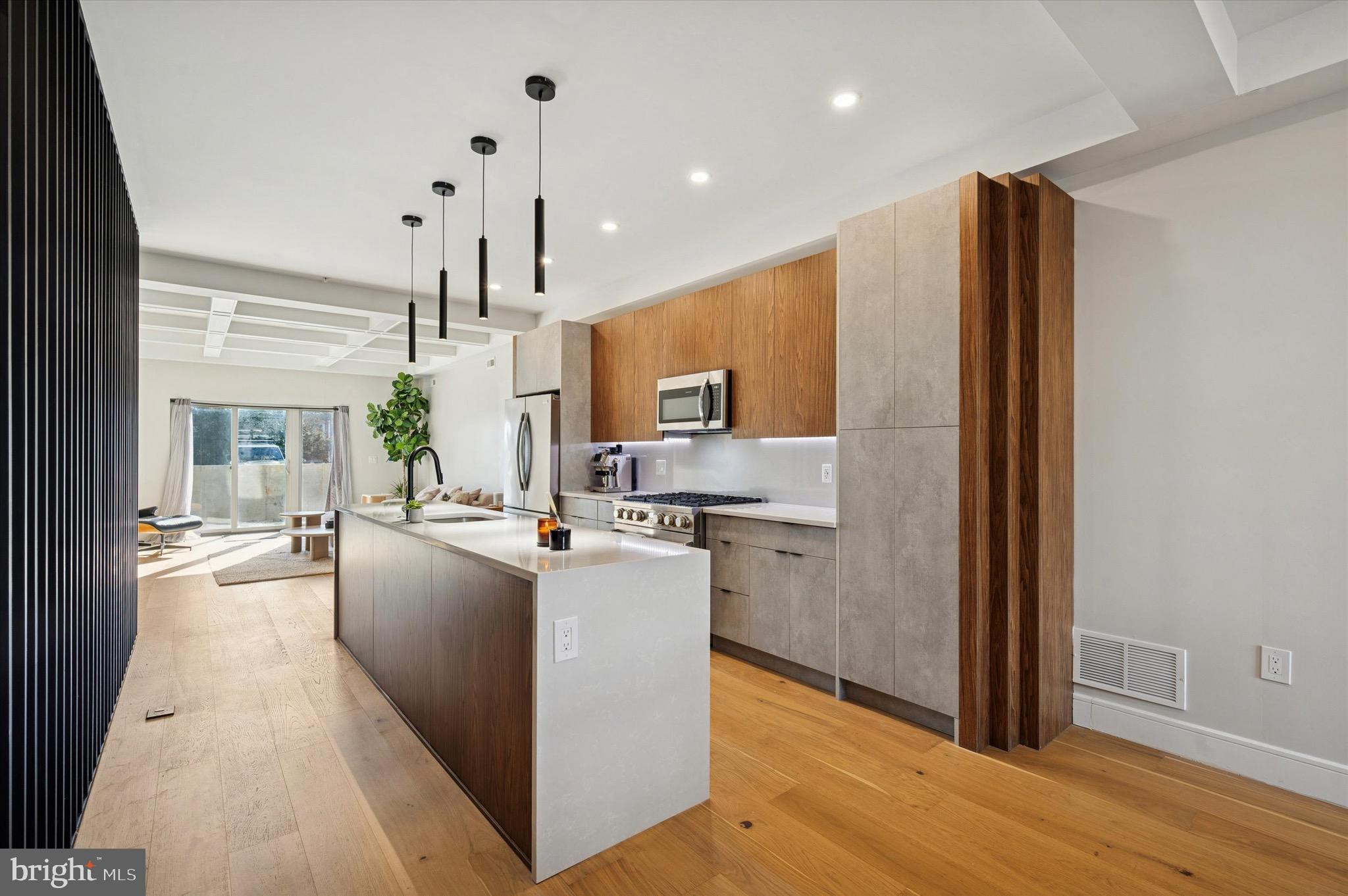 331 Fountain Street Philadelphia, PA 19128 - Photo 4 of 41