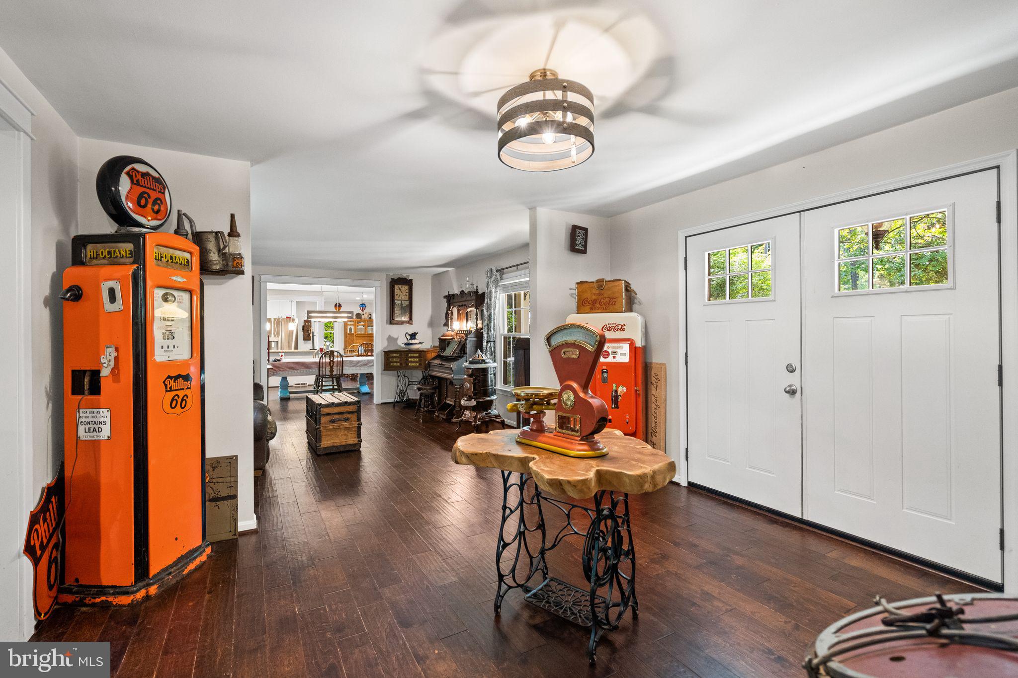 7281 Forrest Road Warrenton, VA 20187 - Photo 13 of 78 Gallery Image 13