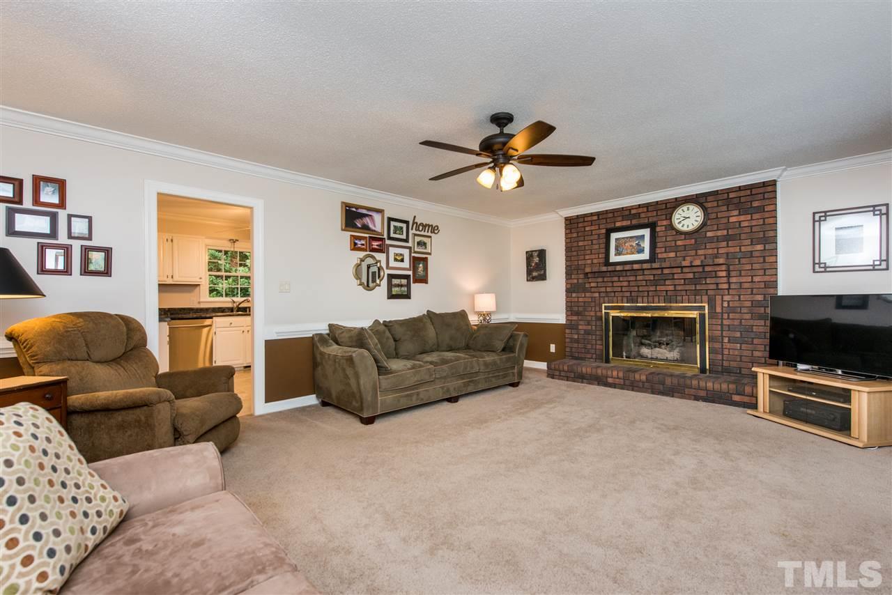 2000 Travianna Court Raleigh, NC 27609 - Photo 4 of 24 Gallery Image 4