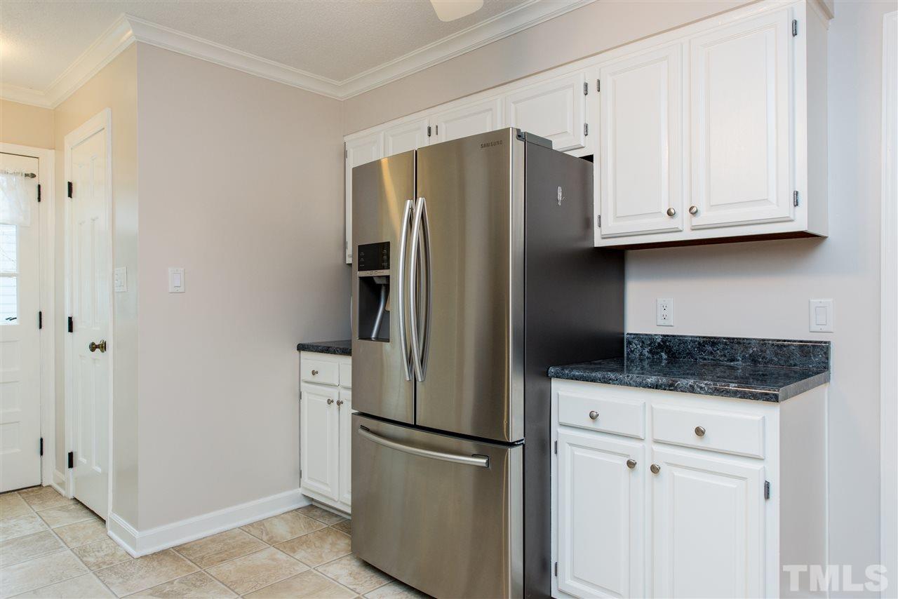 2000 Travianna Court Raleigh, NC 27609 - Photo 9 of 24 Gallery Image 9