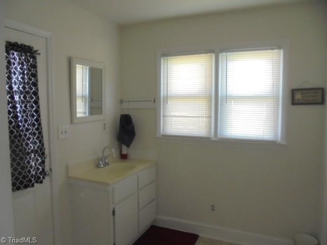 6002 Liberty Road Climax, NC 27233 - Photo 29 of 30 Gallery Image 29