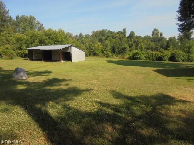 6002 Liberty Road Climax, NC 27233 - Photo 7 of 30 Gallery Image 7