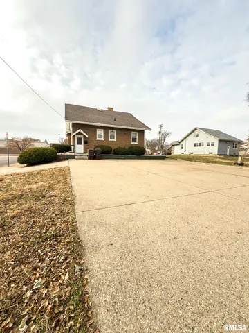 $130,000 | 2600 Knoxville Avenue, Peoria, IL 61604