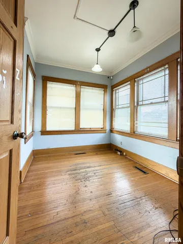 $130,000 | 2600 Knoxville Avenue, Peoria, IL 61604