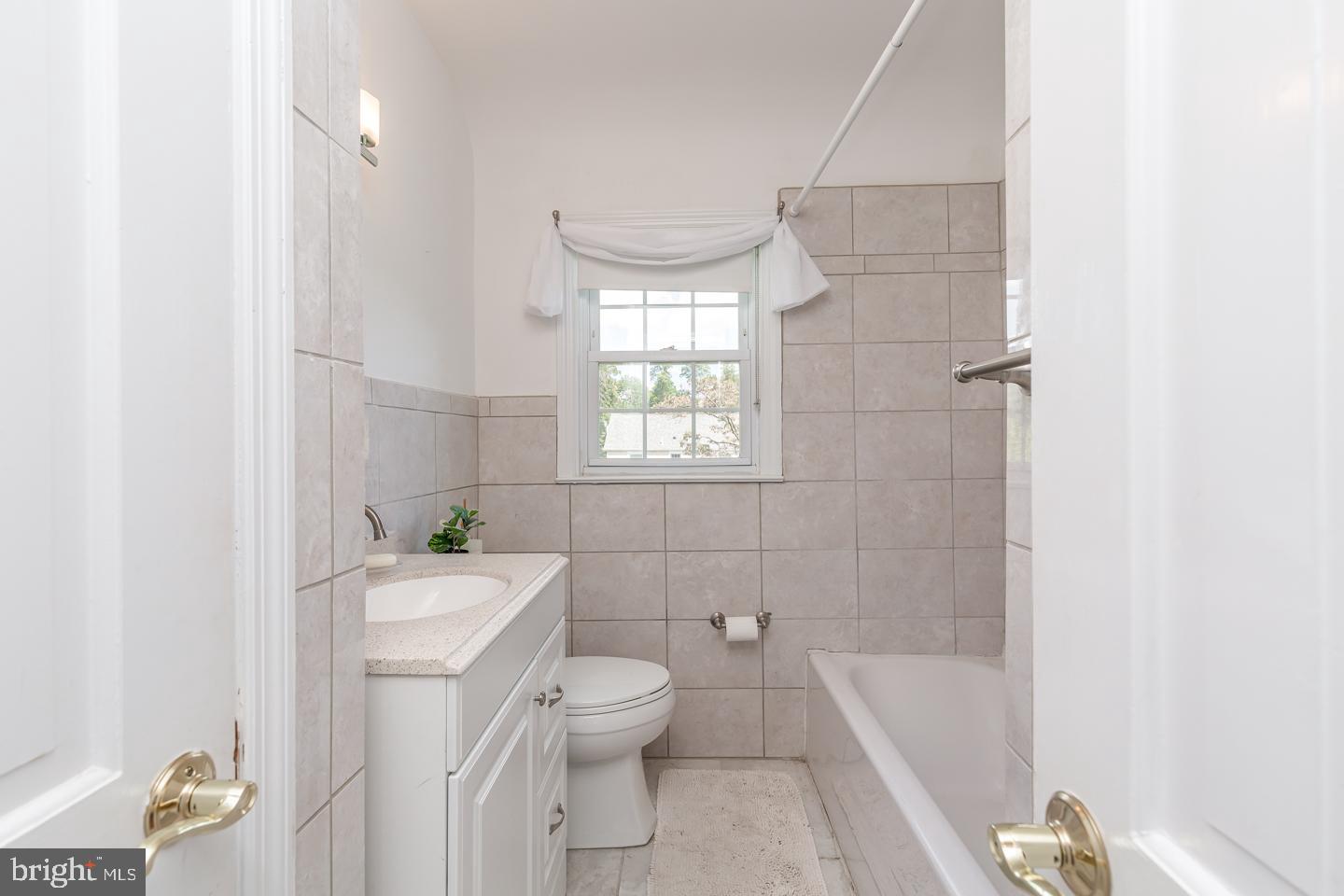31 Colmar Road Cherry Hill, NJ 08002 - Photo 19 of 37