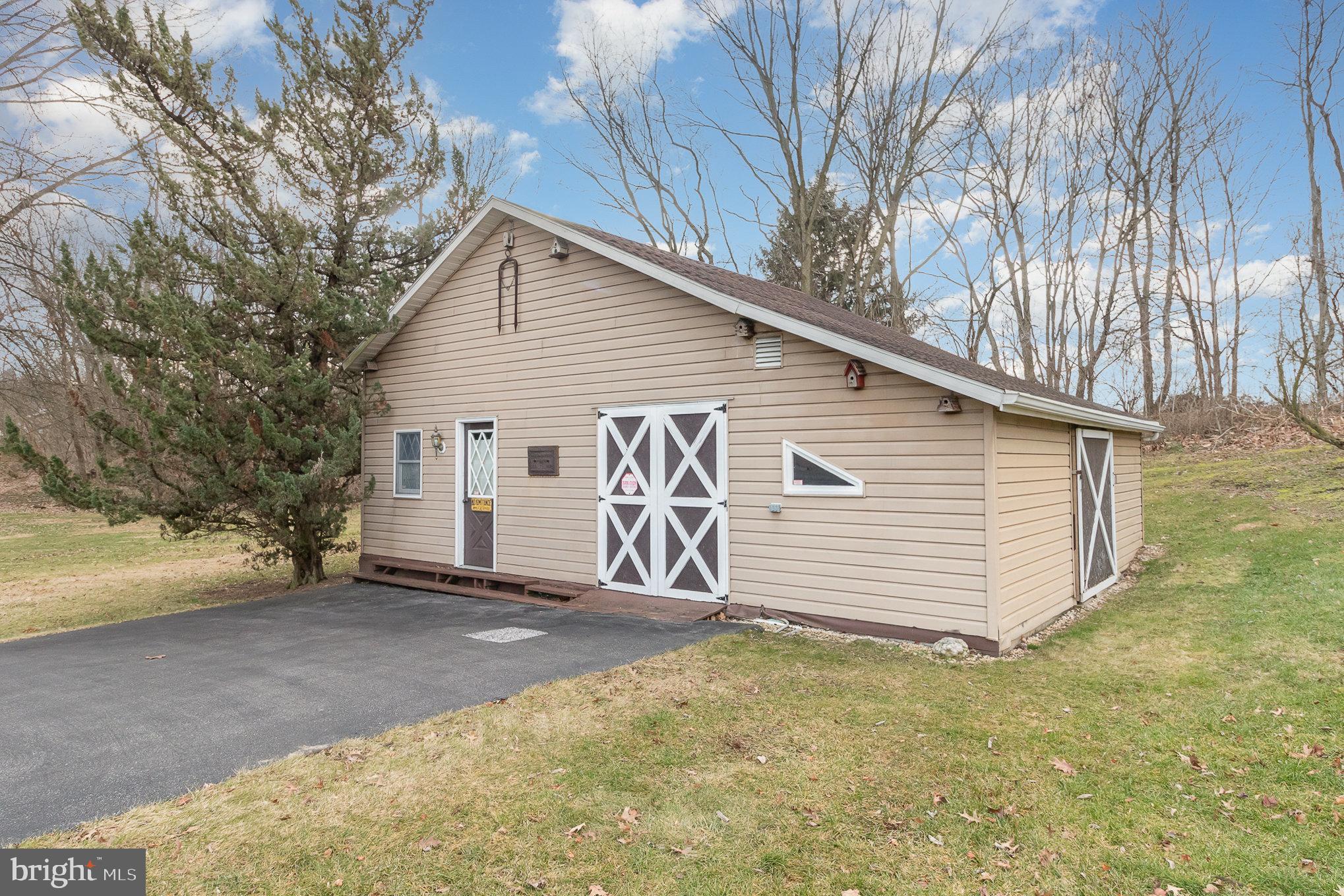 20 Stonehouse Road Carlisle, PA 17015 - Photo 29 of 36 Gallery Image 29