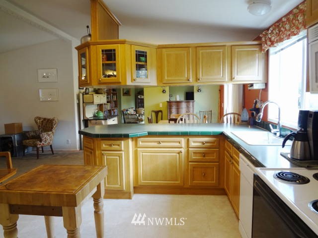 3823 Everett Road Ferndale, WA 98248 - Photo 4 of 11