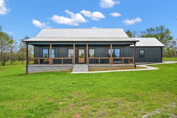 $460,000 | 211 Miller Farm Lane, Winchester, TN 37398