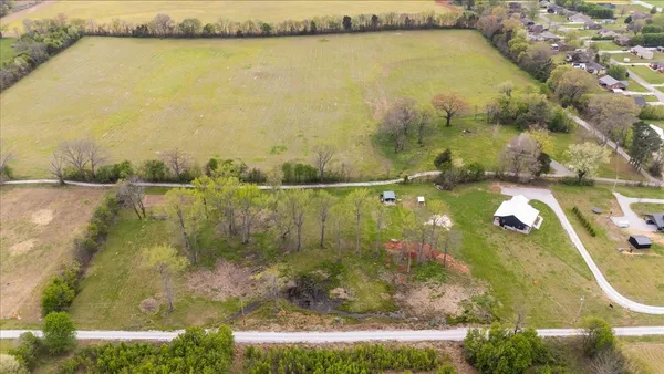 $444,900 | 211 Miller Farm Lane, Winchester, TN 37398