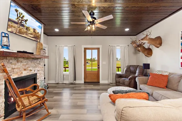 $444,900 | 211 Miller Farm Lane, Winchester, TN 37398