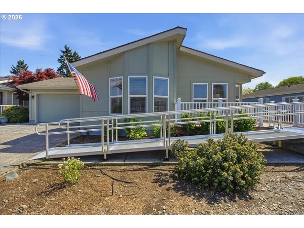 $195,000 | 16500 Southeast 1st Street, Unit 27, Vancouver, WA 98684