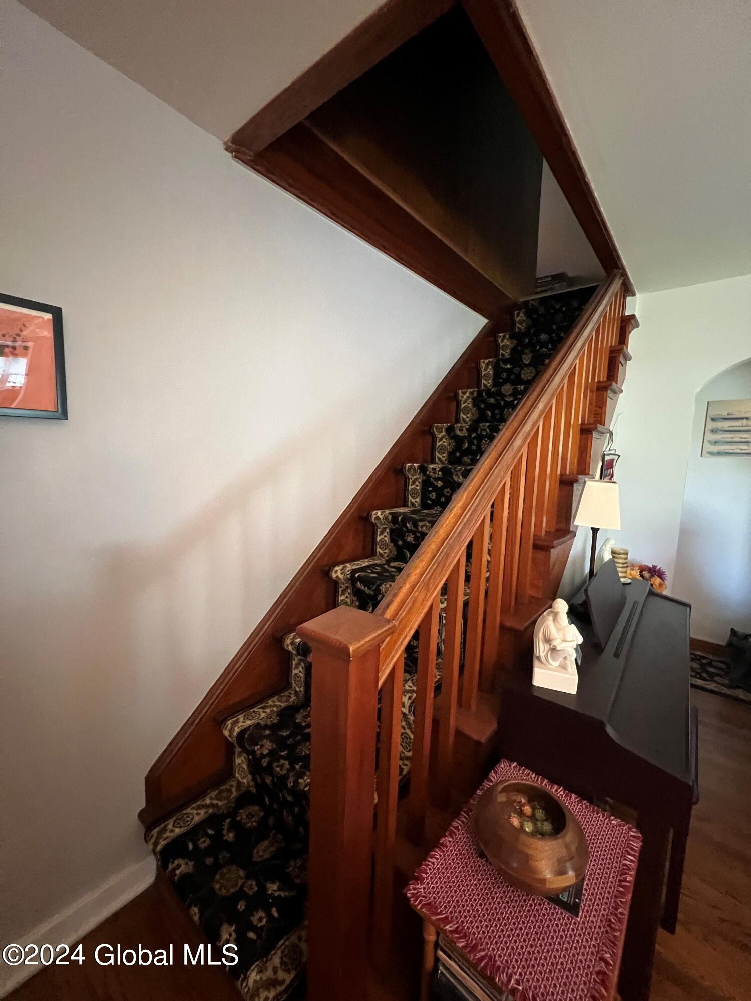 20 North Road Troy, NY 12180 - Photo 18 of 39 staircase