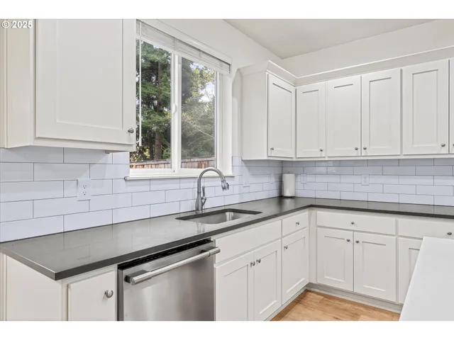 $739,900 | 13154 Southwest 121st Avenue, Portland, OR 97223