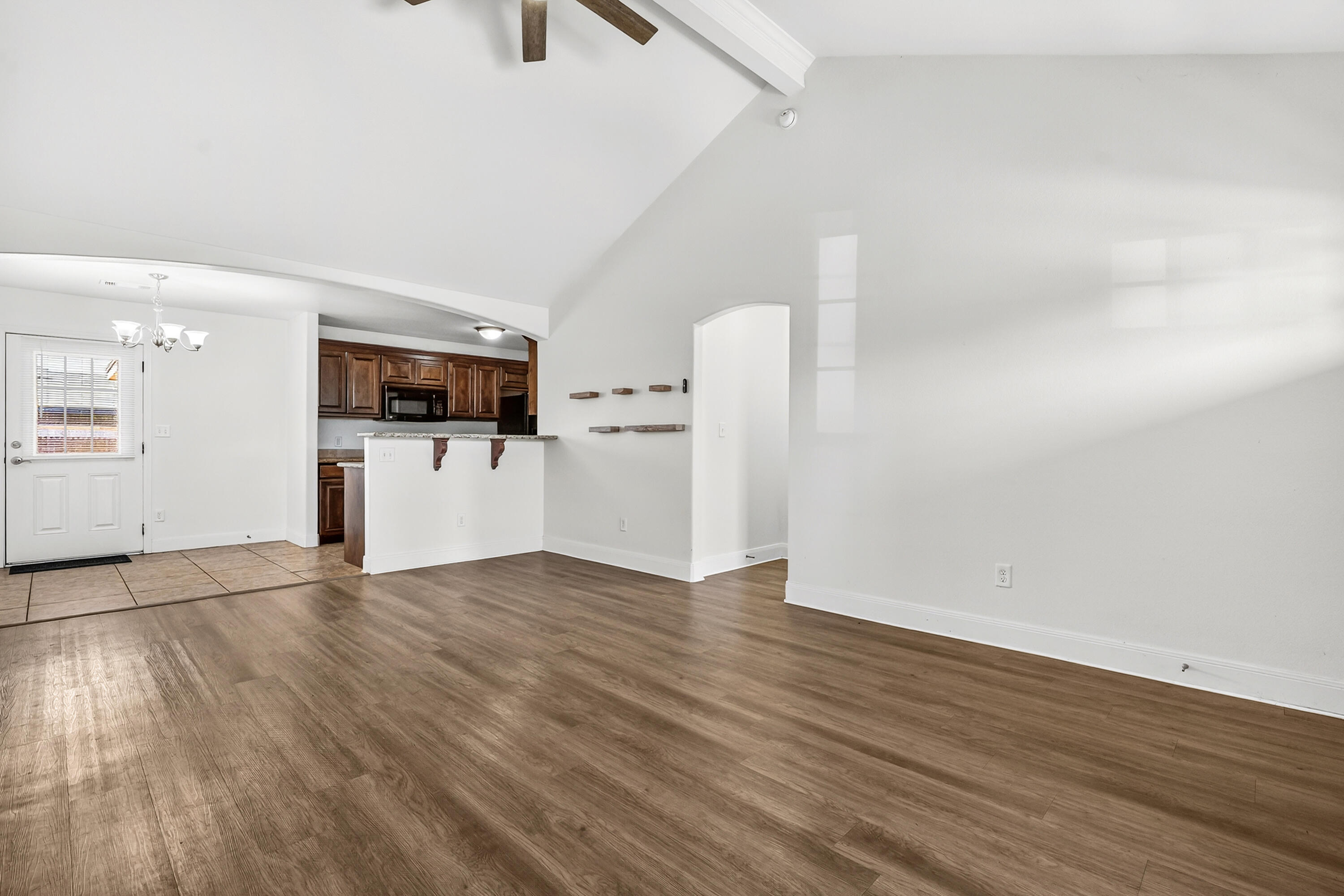 4803 Fordham Street Lubbock, TX 79416 - Photo 5 of 26 DSC03644