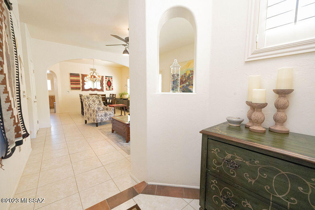 1719 Deer Hollow Loop Tucson, AZ 85737 - Photo 3 of 46
