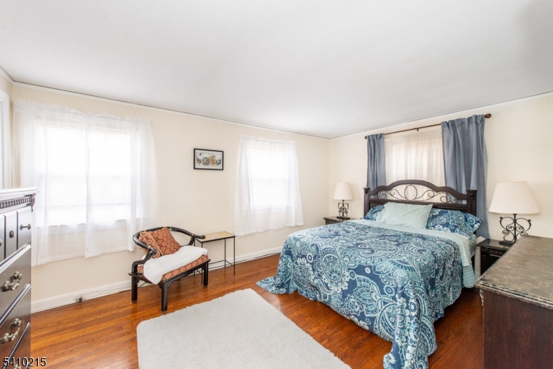 46 Summit Avenue Bloomfield, NJ 07003 - Photo 5 of 27