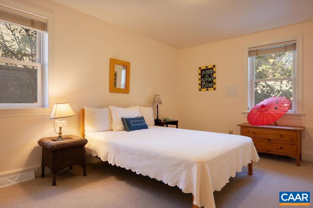 42 Canterbury Road Charlottesville, VA 22903 - Photo 19 of 53 Gallery Image 19