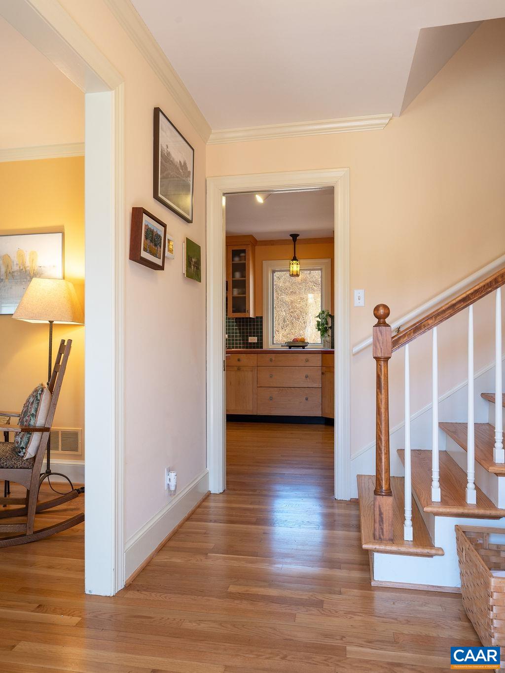42 Canterbury Road Charlottesville, VA 22903 - Photo 5 of 53 Gallery Image 5