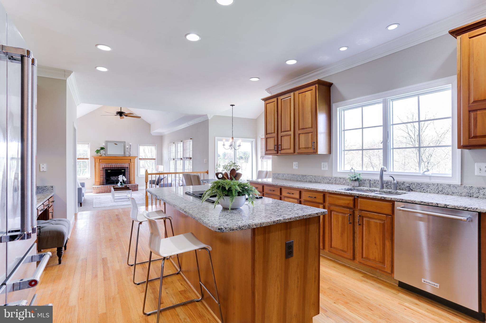 16820 Hardy Road Mount Airy, MD 21771 - Photo 14 of 49 Expansive gourmet kitchen