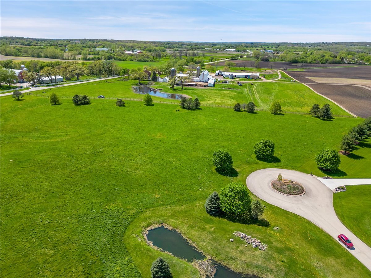 17405 Wildflower Circle Union, IL 60180 - Photo 13 of 18 a view of a golf course with an outdoor space