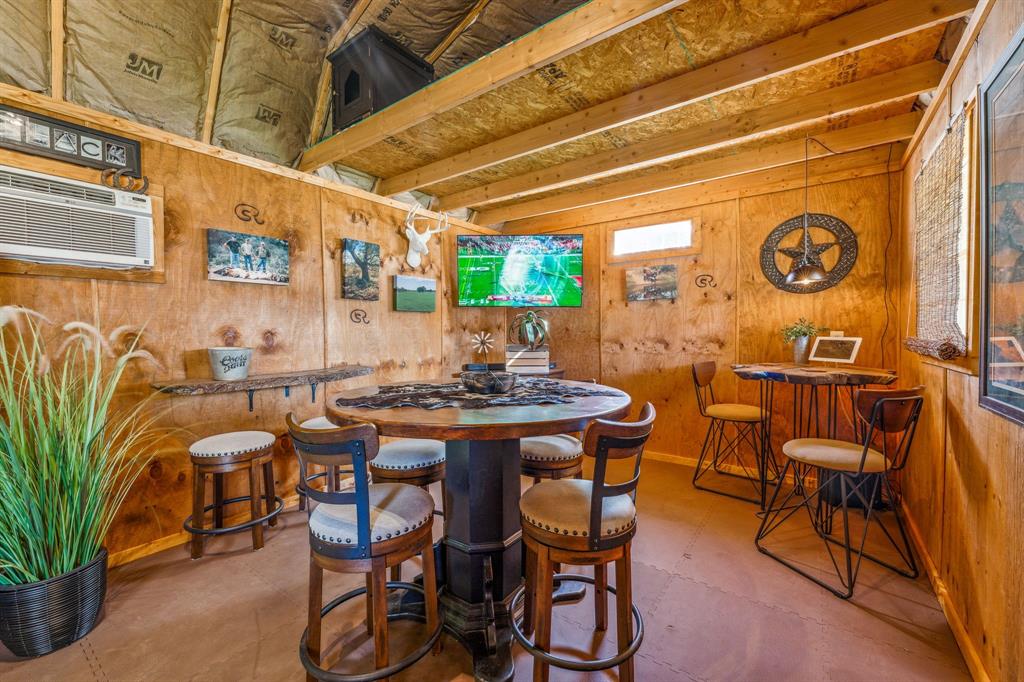 220 Treasure Beach Comanche, TX 76442 - Photo 17 of 39