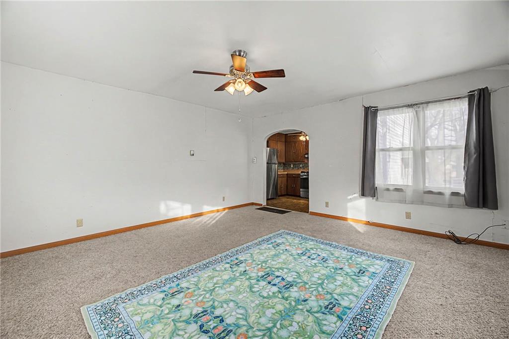 509 North Oak Street Garnett, KS 66032 - Photo 16 of 35