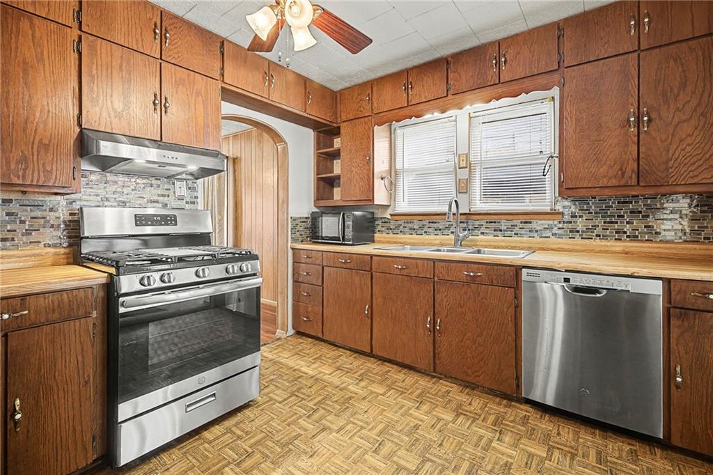 509 North Oak Street Garnett, KS 66032 - Photo 10 of 35