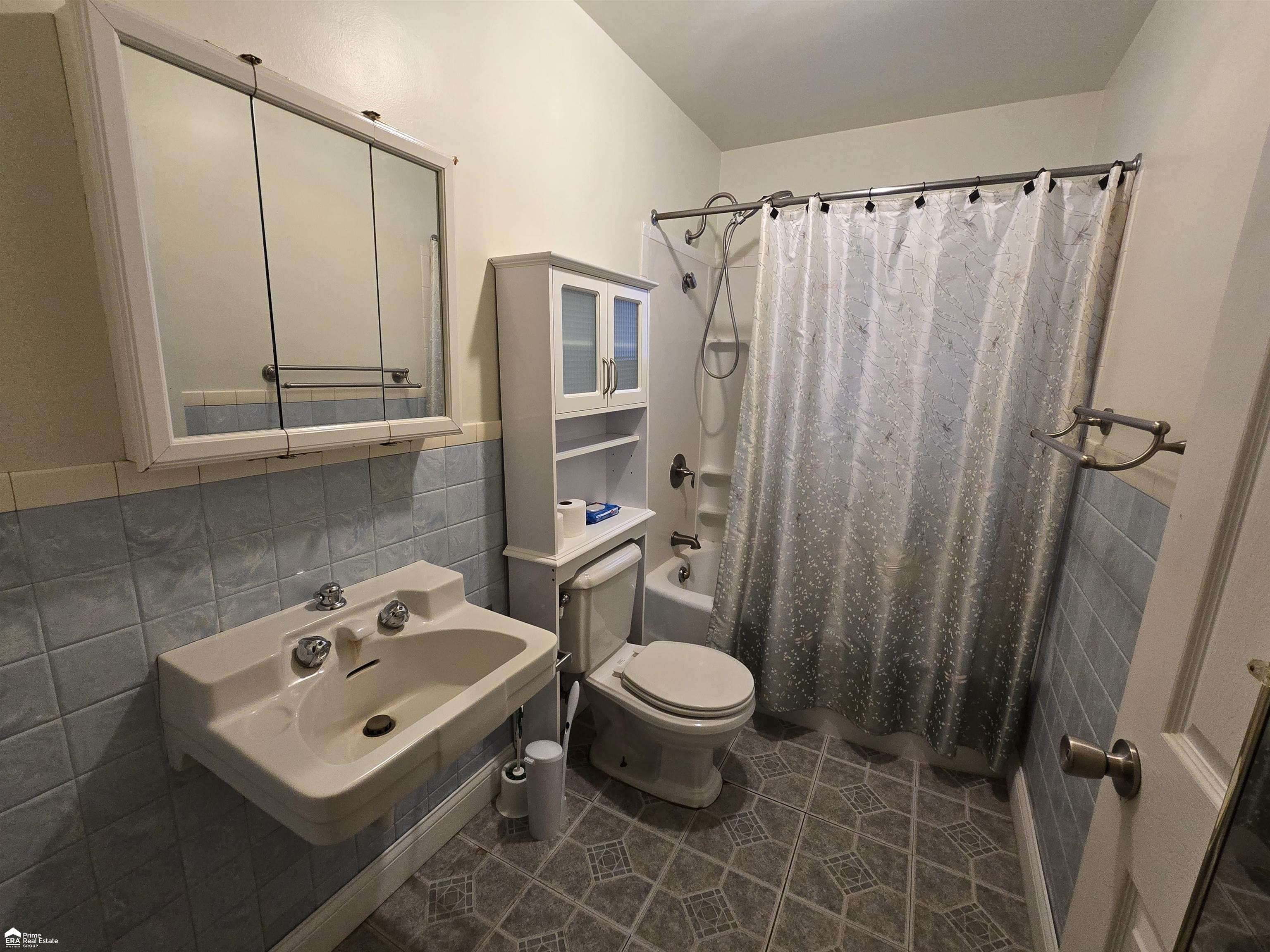 5480 North Jennings Road Flint, MI 48504 - Photo 11 of 17