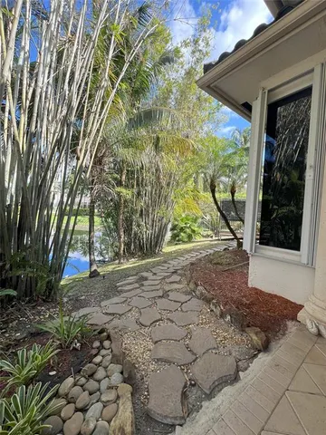 $9,800 | 10897 Canary Island Court, Plantation, FL 33324