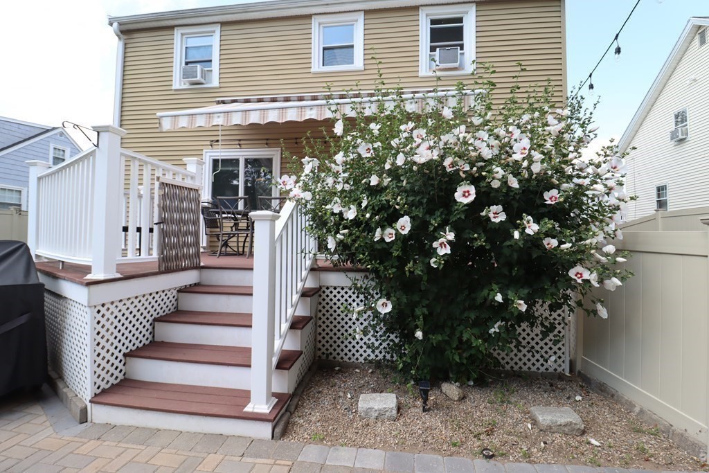 31 Longview Way Peabody, MA 01960 - Photo 30 of 42 a view of a entrance