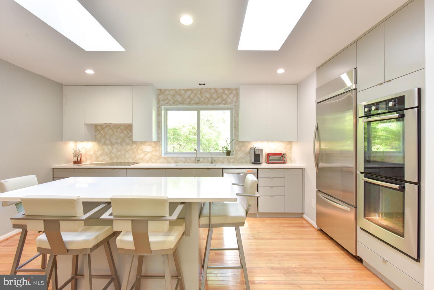 8317 Still Spring Court Bethesda, MD 20817 - Photo 10 of 47