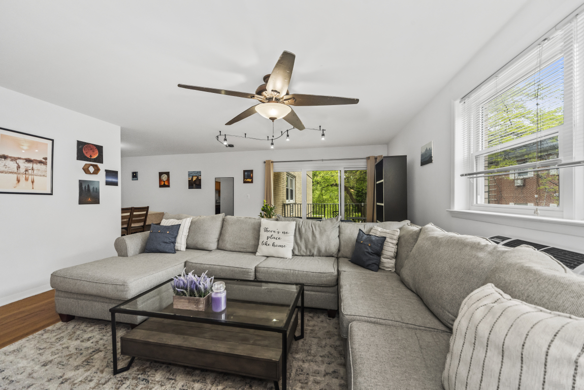 2141 Ridge Avenue, Unit 2B Evanston, IL 60201 - Photo 3 of 17 a living room with furniture and a large window