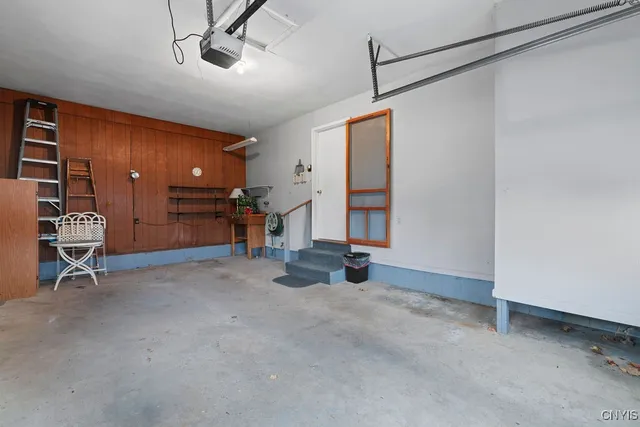 $199,900 | 42 Westwood Drive, Auburn, NY 13021