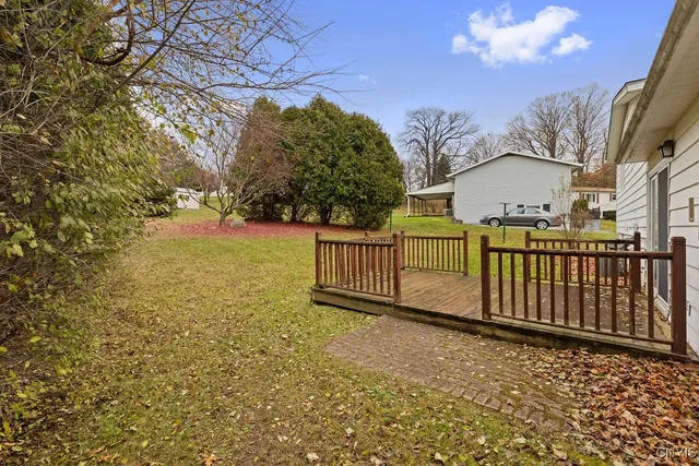 $199,900 | 42 Westwood Drive, Auburn, NY 13021