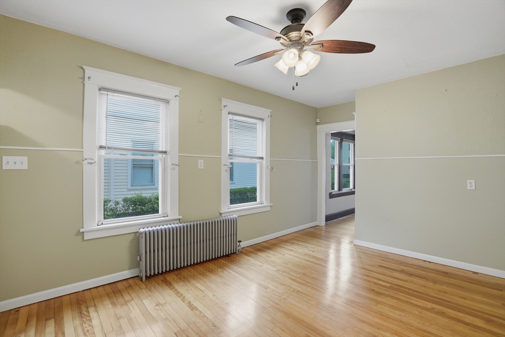 8 Carver Street Worcester, MA 01604 - Photo 10 of 28