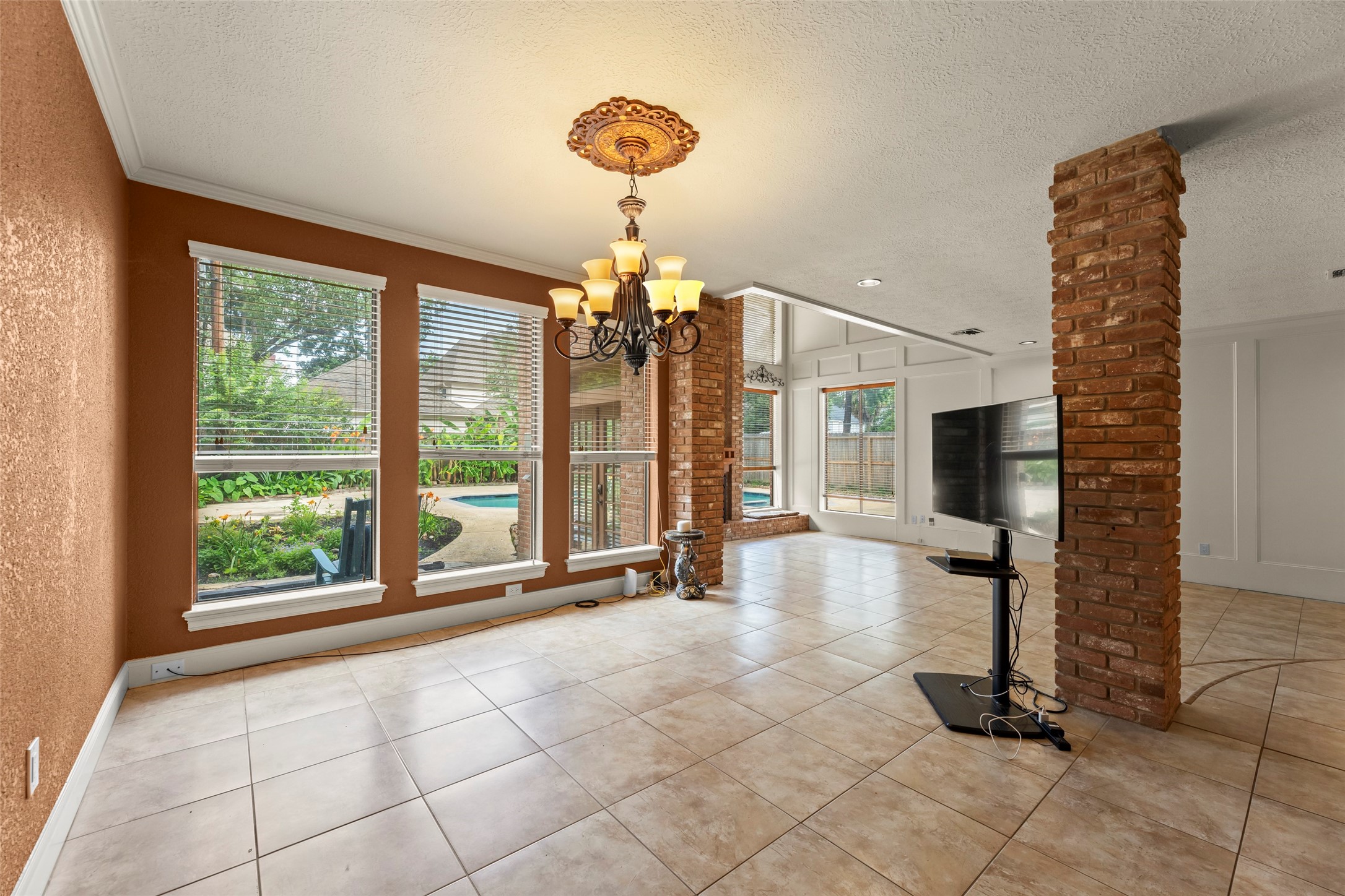 9714 Godstone Lane Spring, TX 77379 - Photo 14 of 47