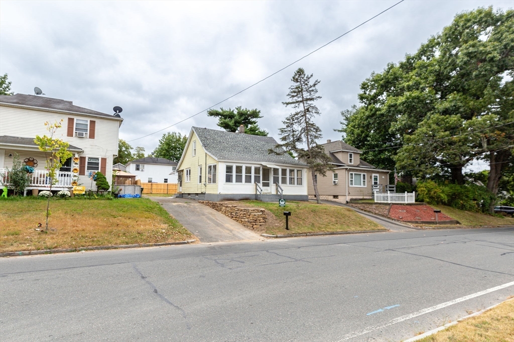 125 Verge Street Springfield, MA 01129 - Photo 39 of 42 a house with swimming pool in front of it