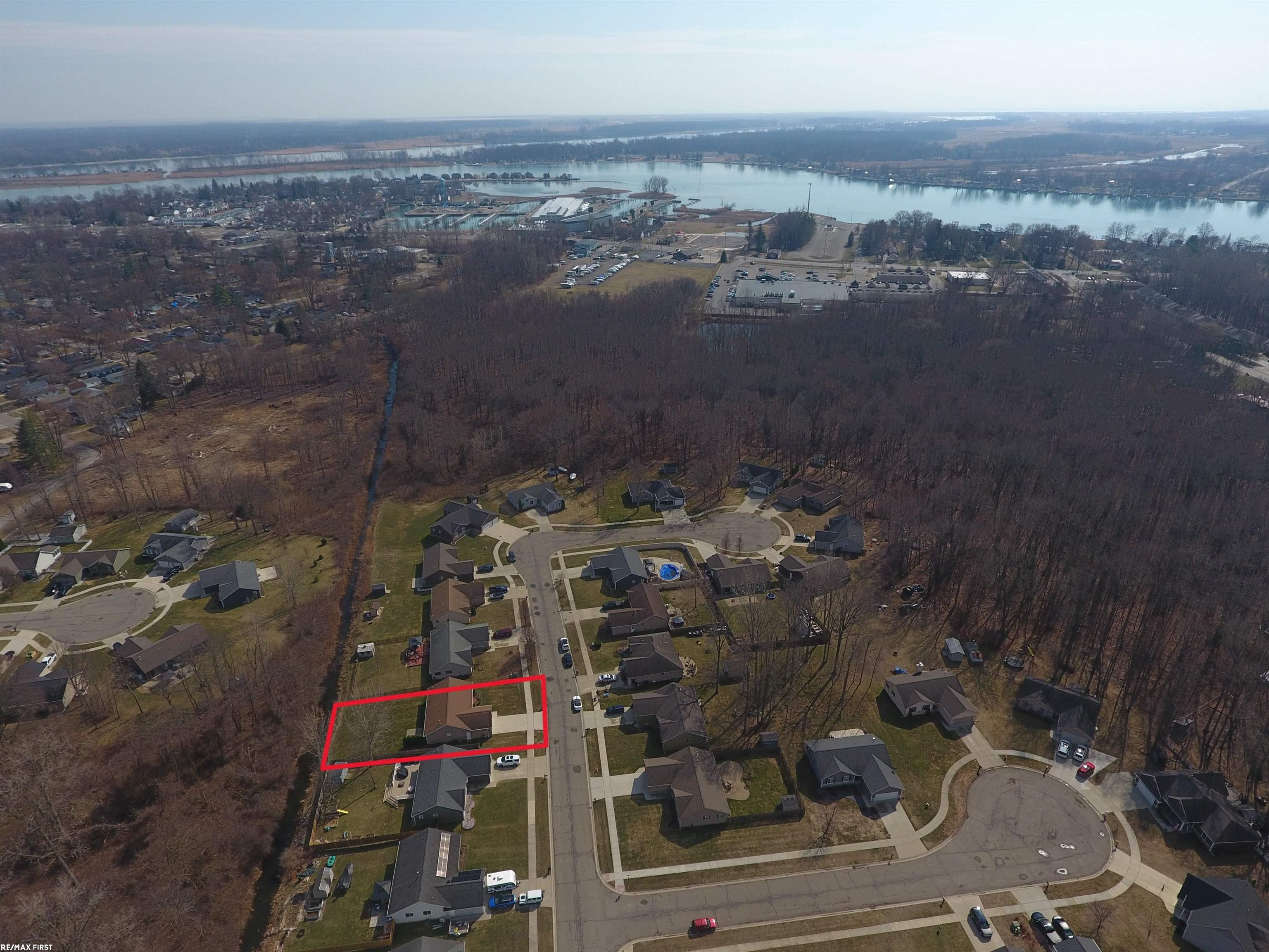 9541 Amy Road Algonac, MI 48001 - Photo 2 of 37