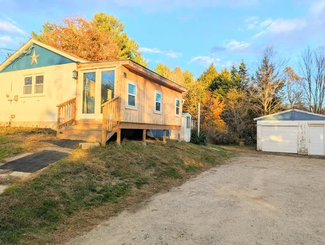 $310,000 | 3 Ron Henry Lane, Freeport, ME 04032