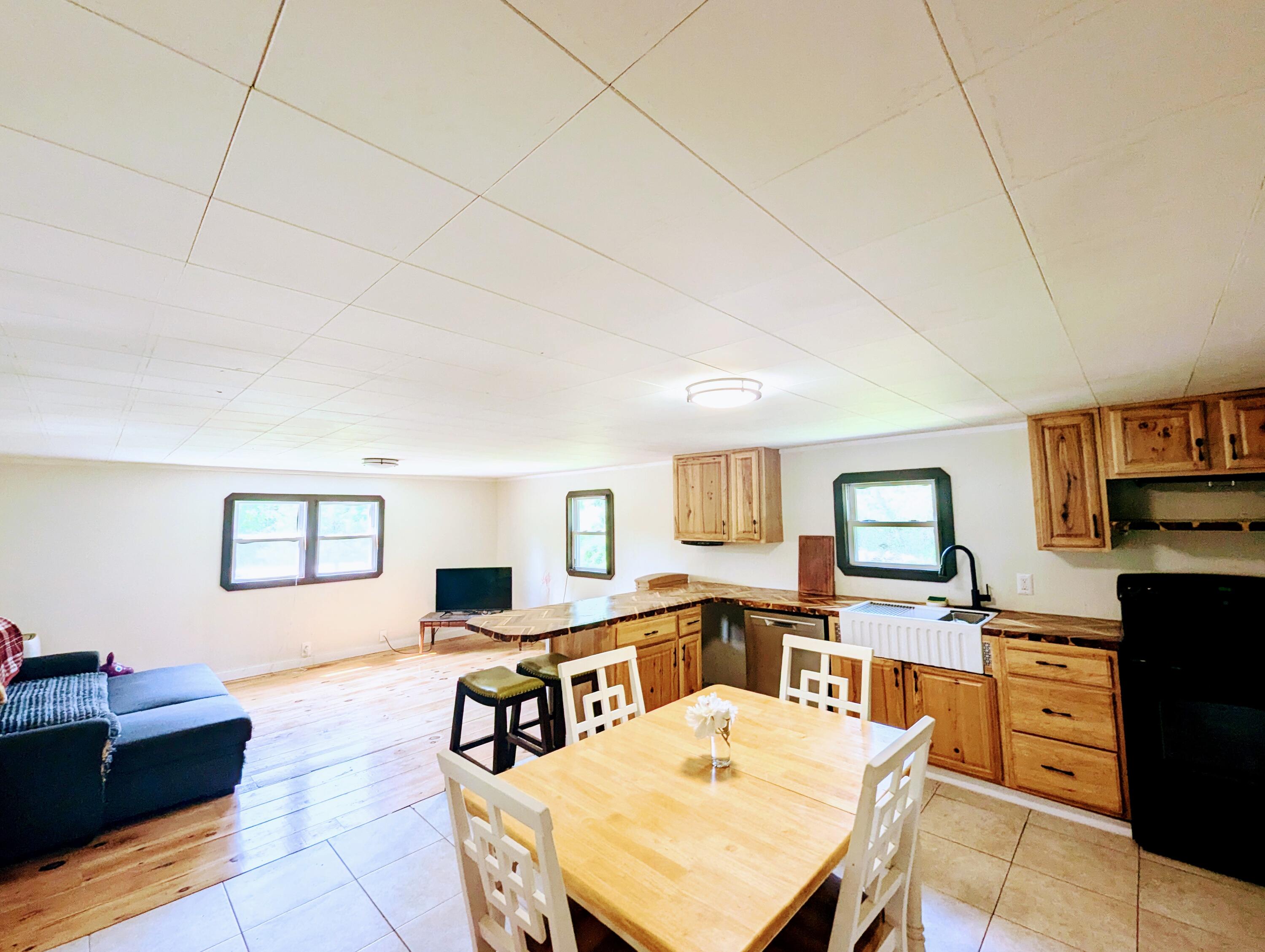 3 Ron Henry Lane Freeport, ME 04032 - Photo 8 of 33 dining area