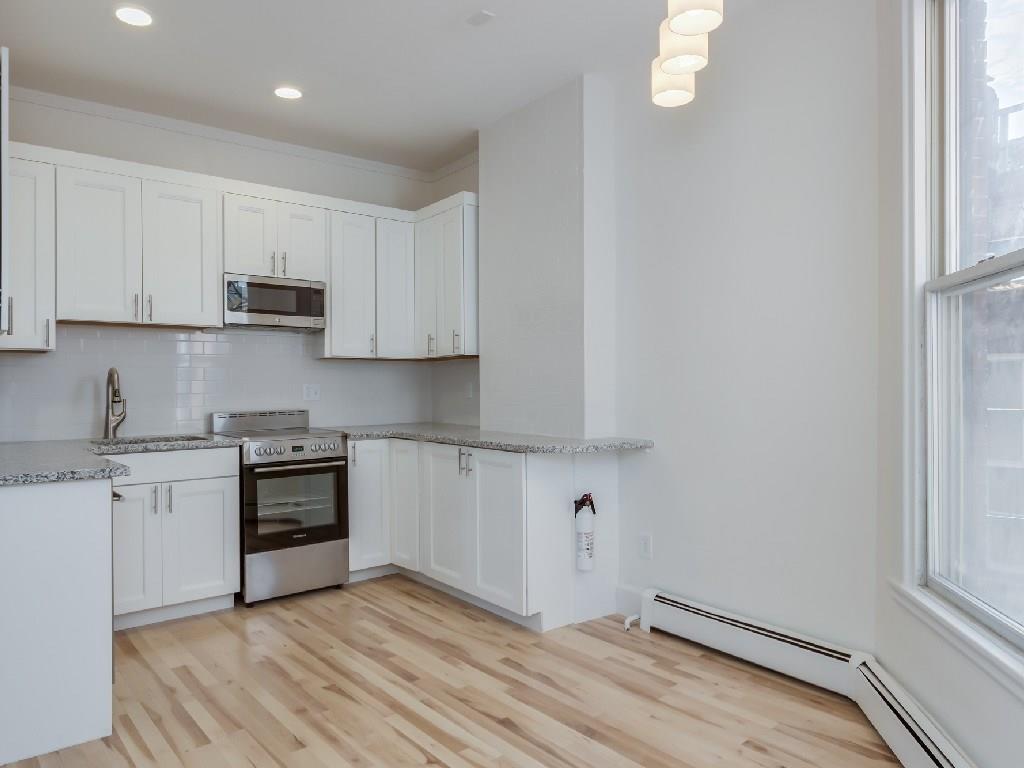 137 Spring Street, Unit 5 Portland, ME 04101 - Photo 16 of 23 Photo