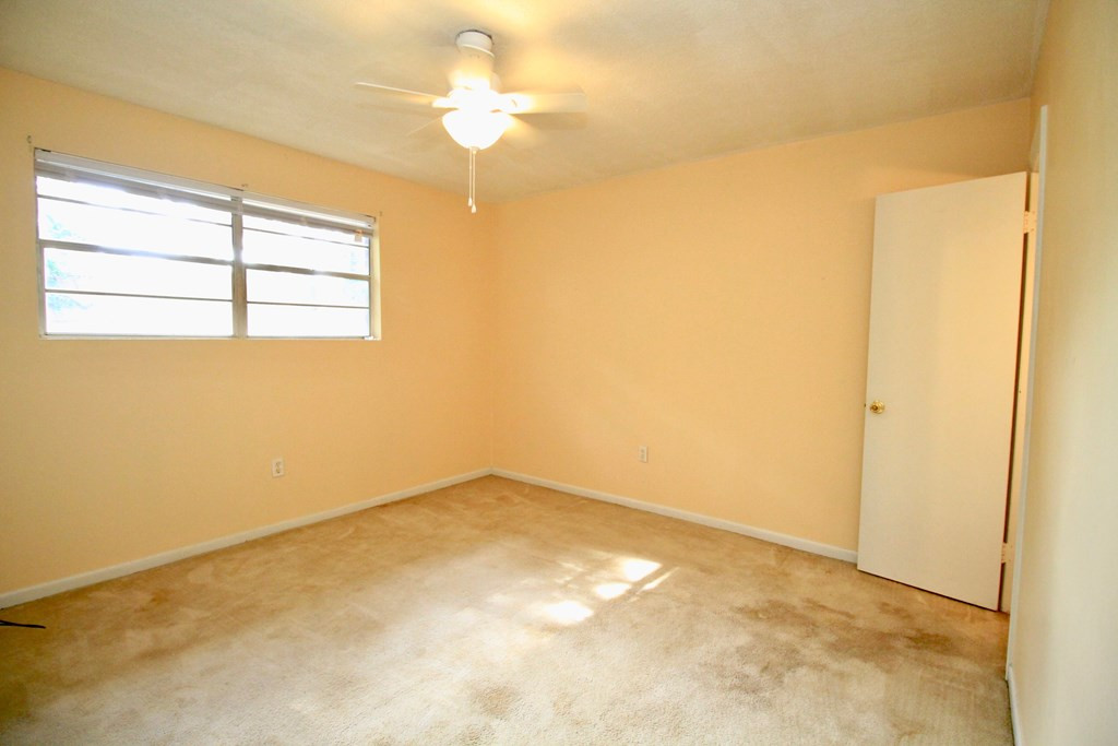 4005 Horseshoe Road Martinez, GA 30907 - Photo 14 of 19