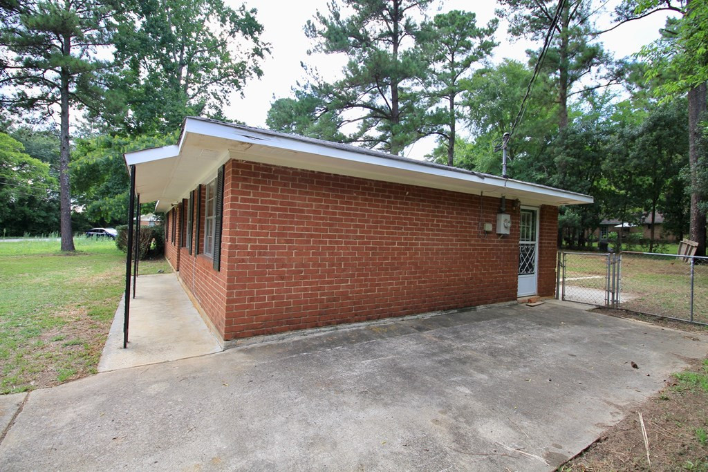 4005 Horseshoe Road Martinez, GA 30907 - Photo 3 of 19