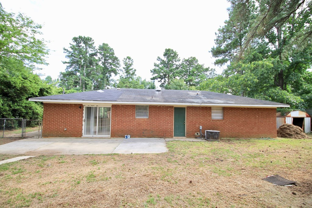4005 Horseshoe Road Martinez, GA 30907 - Photo 4 of 19