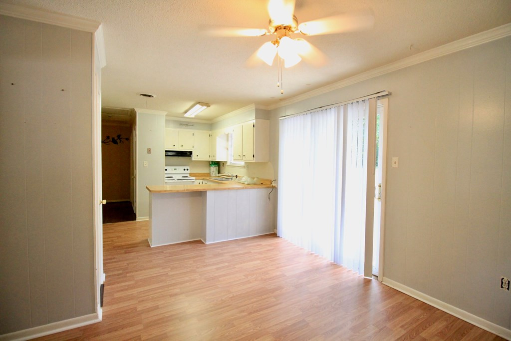 4005 Horseshoe Road Martinez, GA 30907 - Photo 10 of 19